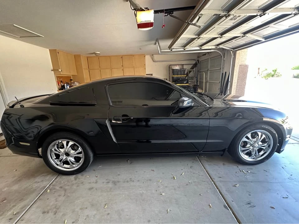 2014 Ford S197 Mustang - Image 2 of 11
