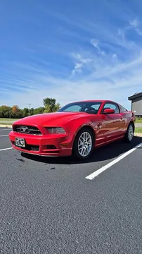 2014 Ford Mustang V6 Premium Coupe 2D