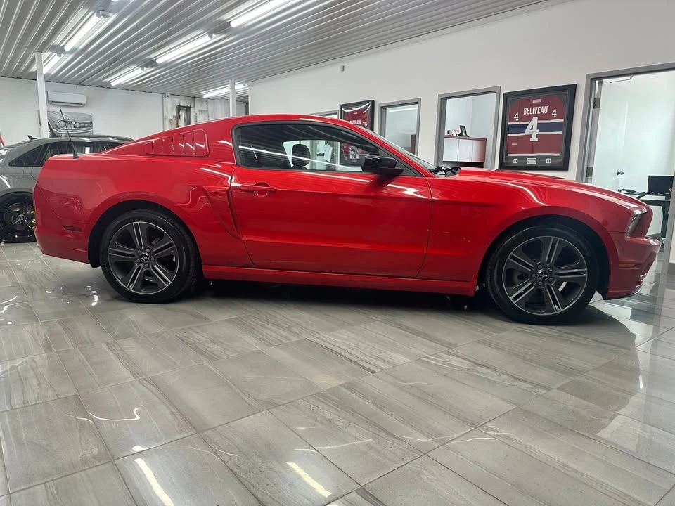 2014 Ford S197 Mustang - Image 2 of 5