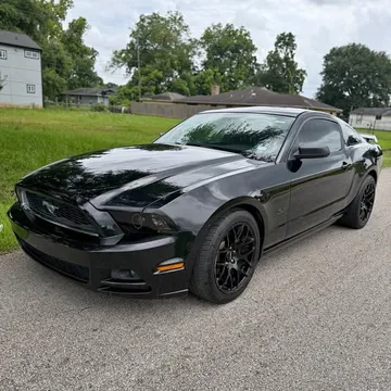 2014 Ford Mustang V6 Premium Coupe