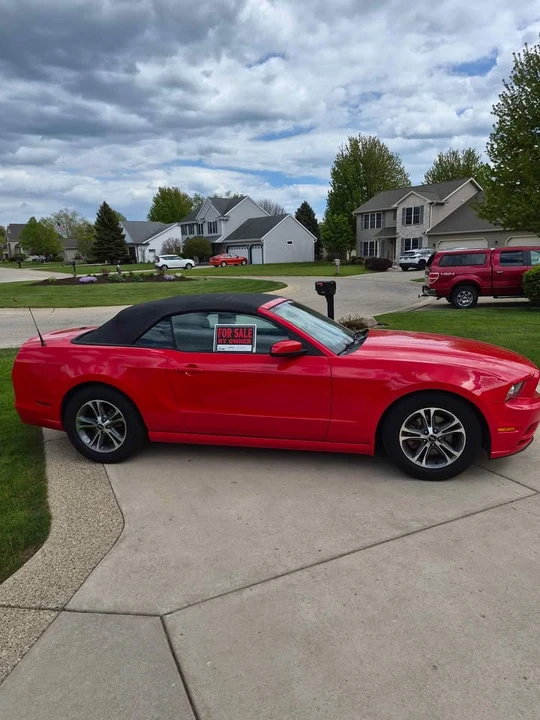 2014 Ford S197 Mustang - Image 3 of 7
