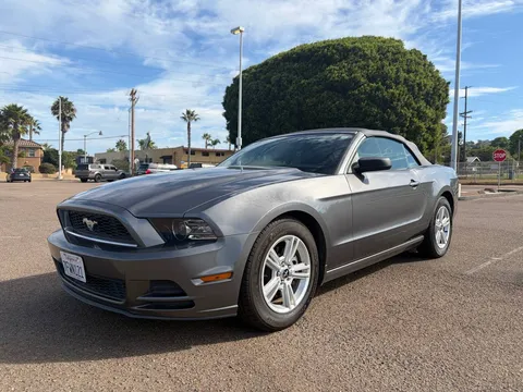 2014 Ford Mustang Convertible V6
