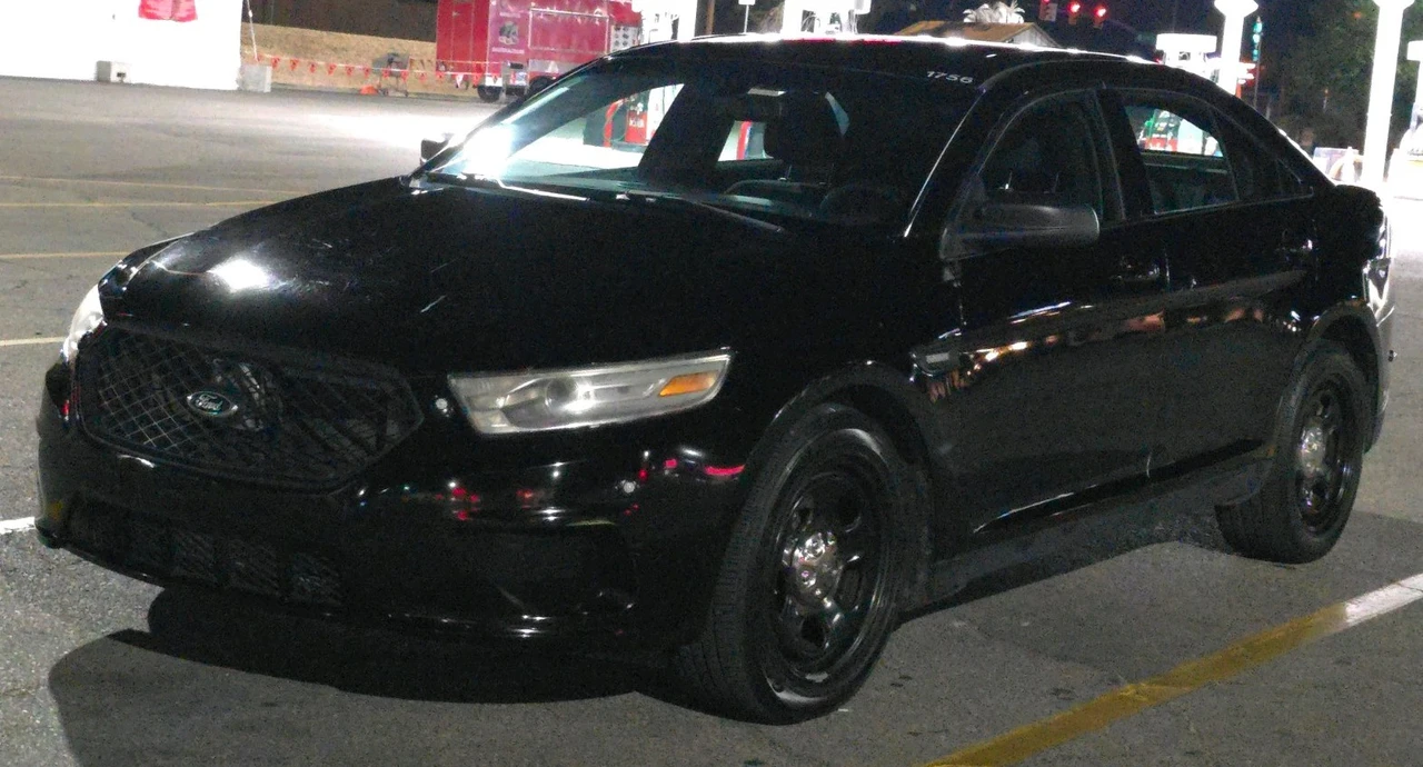 2014 Ford Taurus - Image 3 of 31