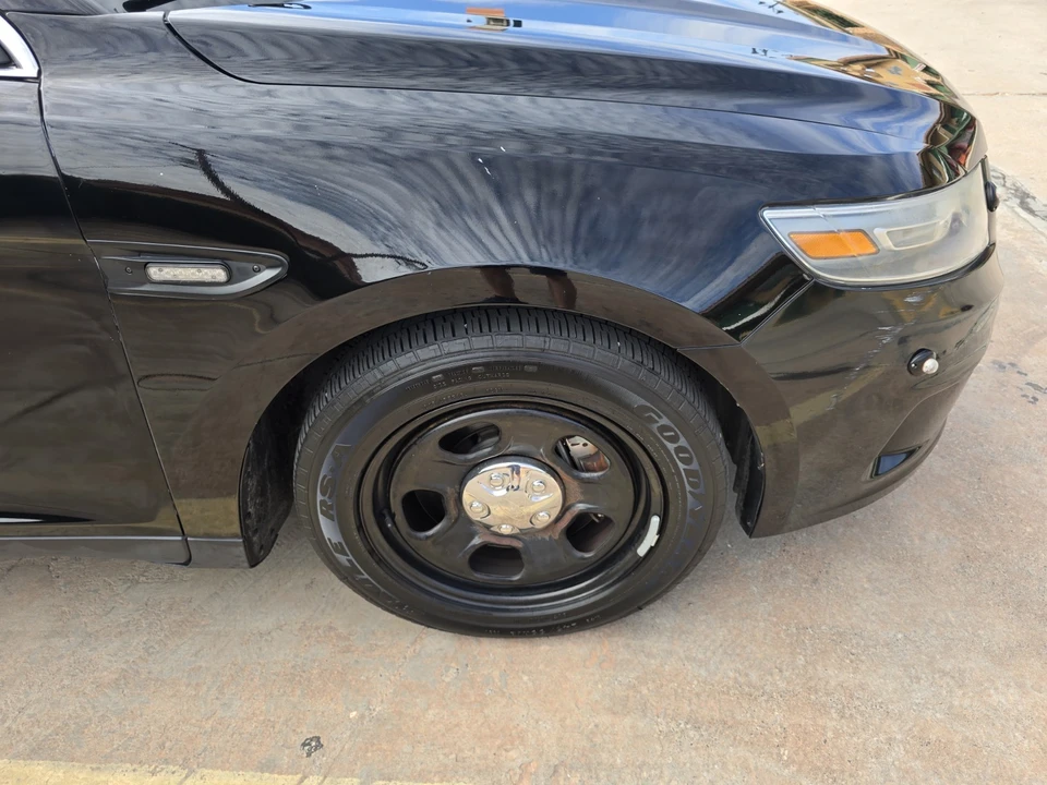 2014 Ford Taurus - Image 9 of 31