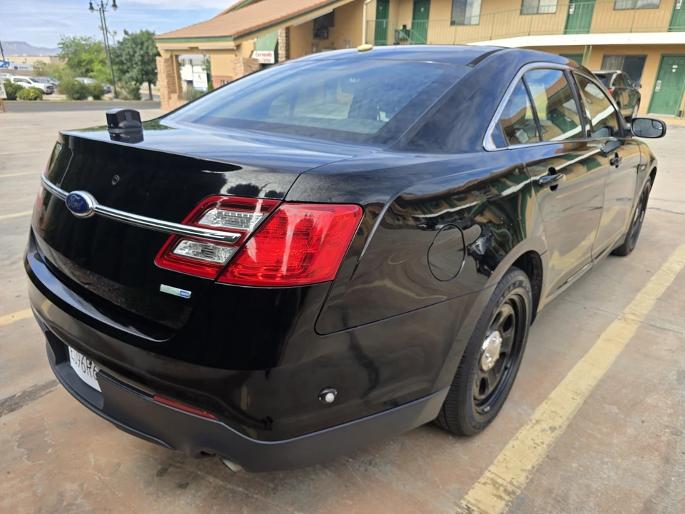 2014 Ford Taurus - Image 16 of 31