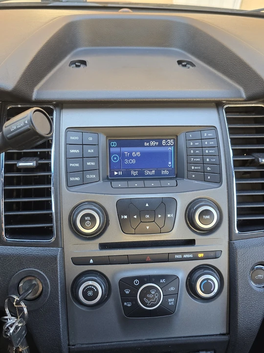 2014 Ford Taurus - Image 23 of 31