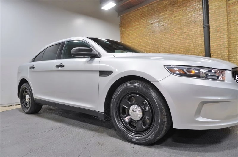 2014 Ford Taurus 6th Gen - Image 9 of 21