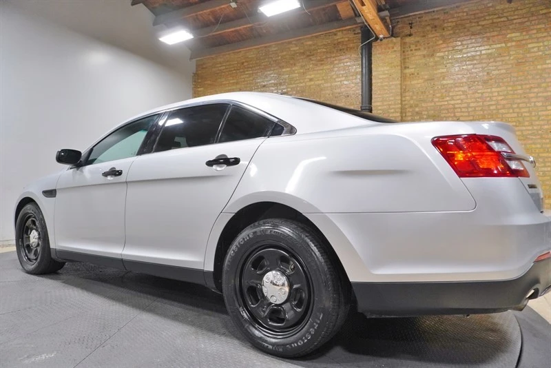 2014 Ford Taurus 6th Gen - Image 19 of 21