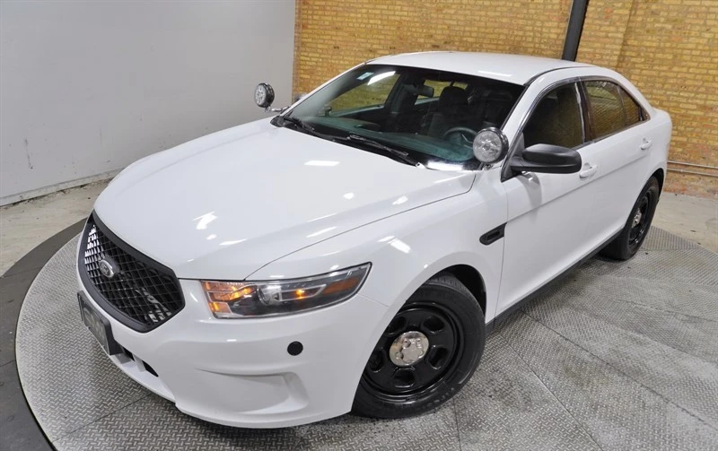 2014 Ford Taurus 5th Gen - Image 2 of 12