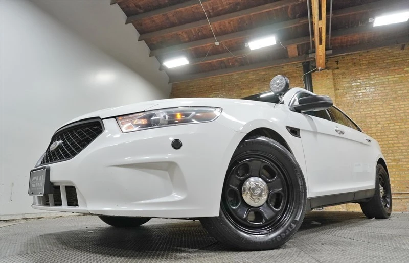2014 Ford Taurus 5th Gen - Image 3 of 12