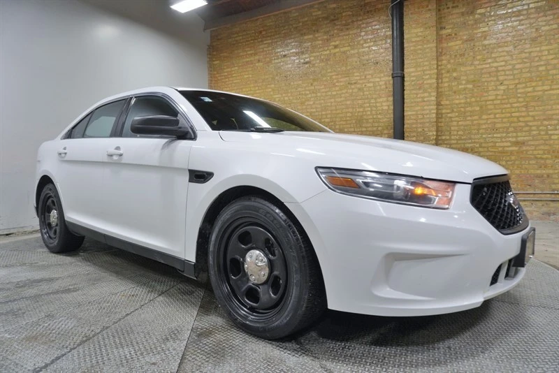 2014 Ford Taurus 5th Gen - Image 6 of 12