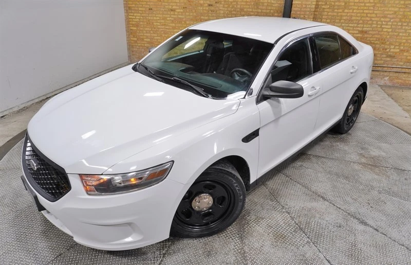 2014 Ford Taurus 5th Gen - Image 2 of 12