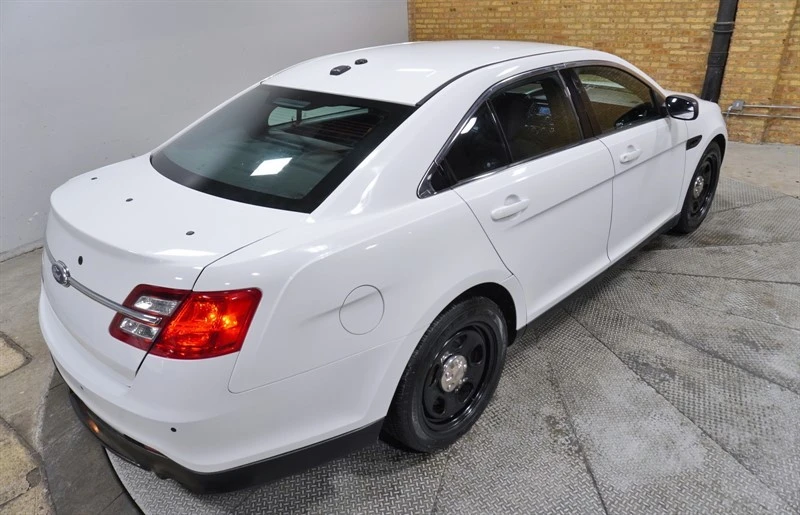 2014 Ford Taurus 5th Gen - Image 11 of 12