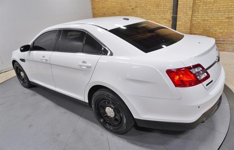 2014 Ford Taurus 6th Gen - Image 19 of 21