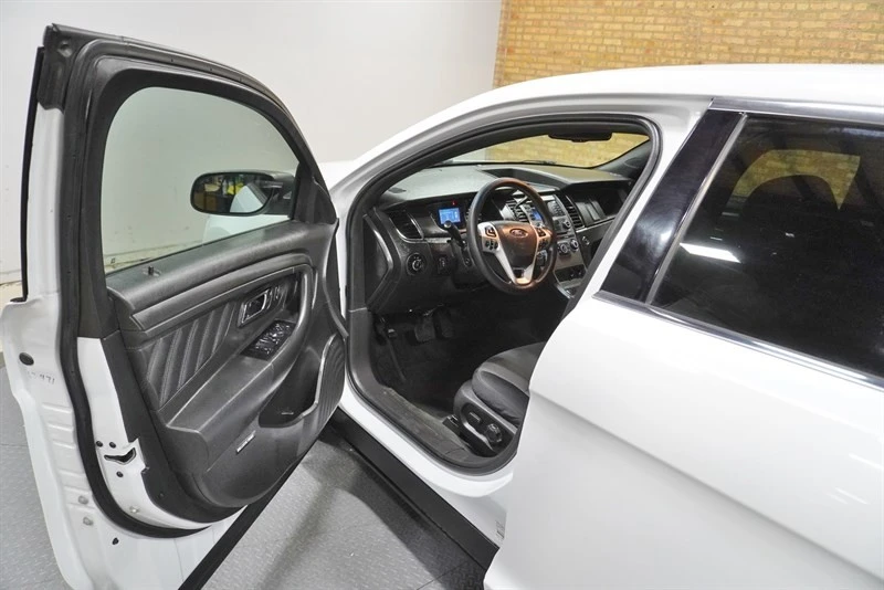 2014 Ford Taurus 6th Gen - Image 21 of 21