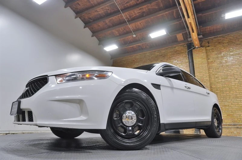 2014 Ford Taurus 6th Gen - Image 3 of 21
