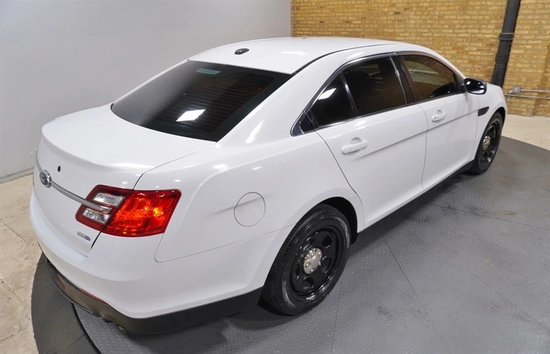 2014 Ford Taurus 6th Gen - Image 11 of 12