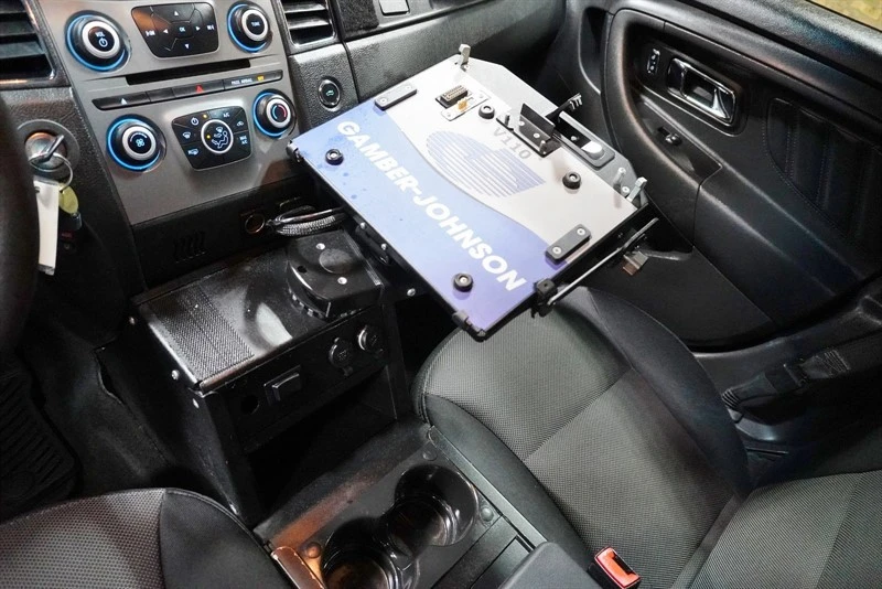2014 Ford Taurus 6th Gen - Image 29 of 31