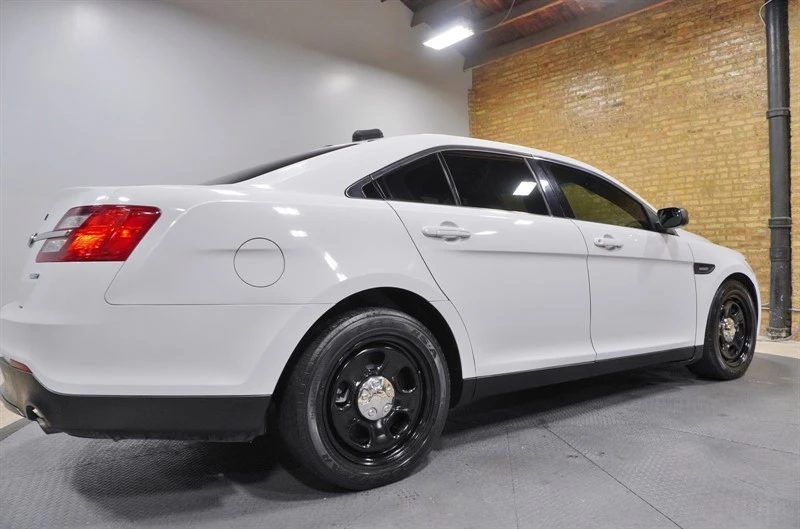2014 Ford Taurus 6th Gen - Image 12 of 31