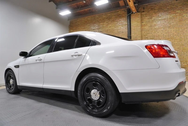 2014 Ford Taurus 6th Gen - Image 18 of 31