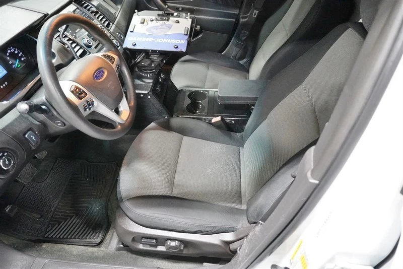 2014 Ford Taurus 6th Gen - Image 24 of 31
