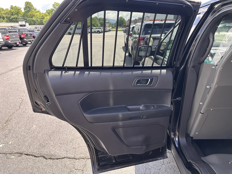 2014 Ford Explorer 5th Gen - Image 13 of 26