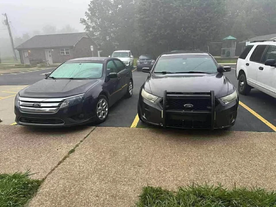2014 Ford Taurus 6th Gen - Image 14 of 21