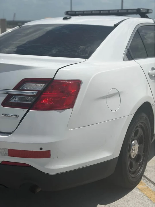 2014 Ford Taurus 6th Gen - Image 9 of 20