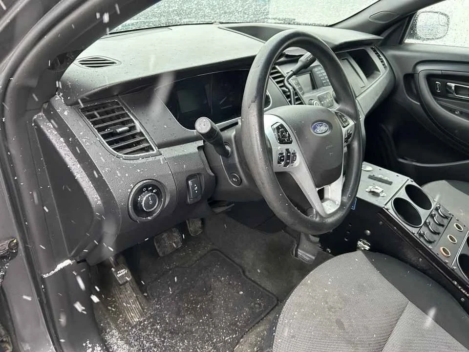 2014 Ford Taurus 6th Gen - Image 10 of 19