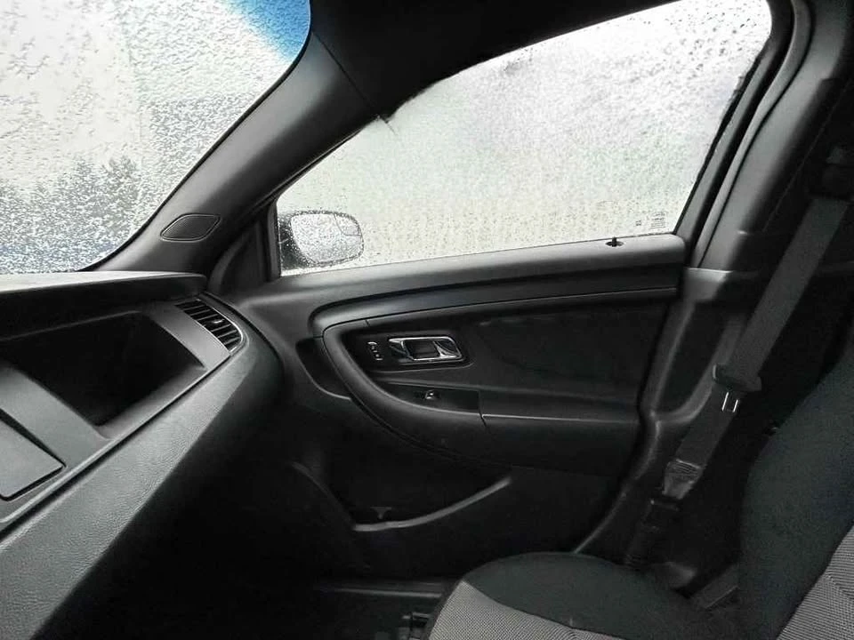 2014 Ford Taurus 6th Gen - Image 2 of 19