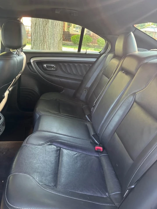 2014 Ford Taurus 6th Gen - Image 4 of 5