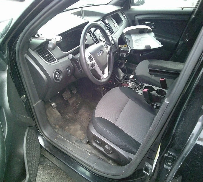2014 Ford Taurus 5th Gen - Image 6 of 10
