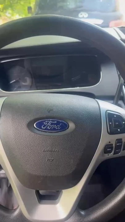 2014 Ford Taurus 6th Gen - Image 3 of 3