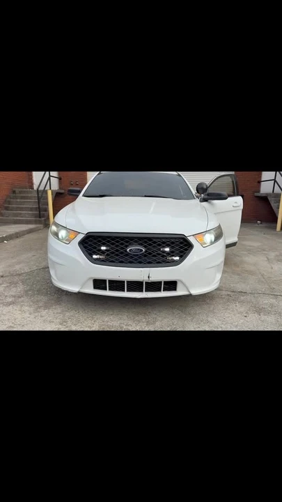 2014 Ford Taurus 6th Gen - Image 19 of 19