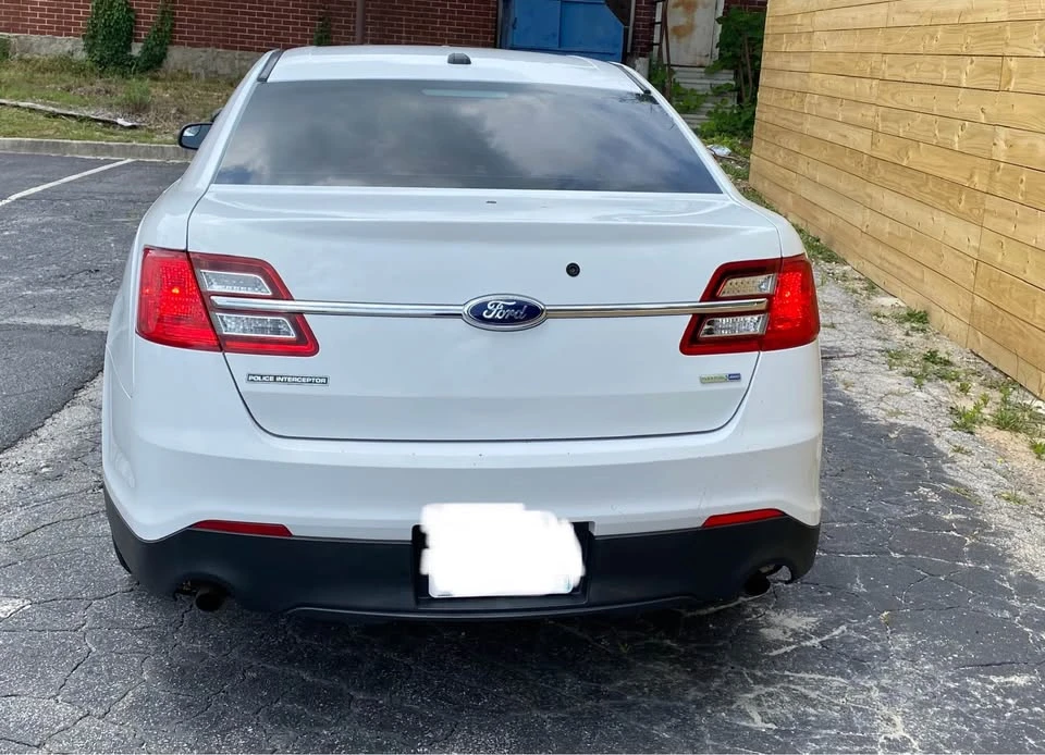 2014 Ford Taurus 6th Gen - Image 14 of 19