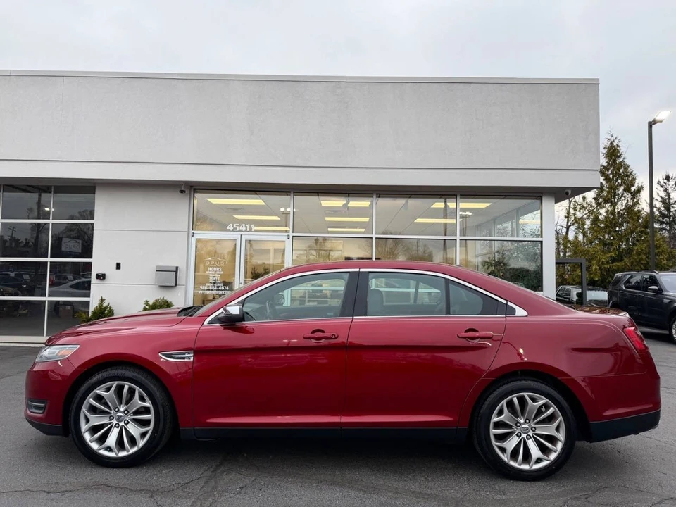 2014 Ford Taurus 6th Gen - Image 2 of 21