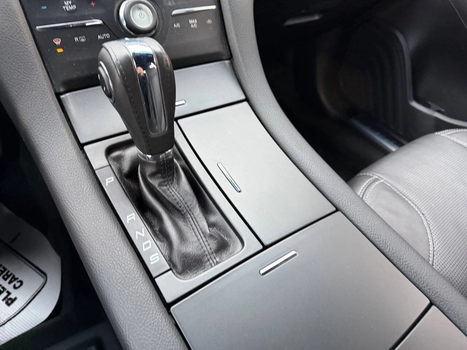 2014 Ford Taurus 6th Gen - Image 20 of 21