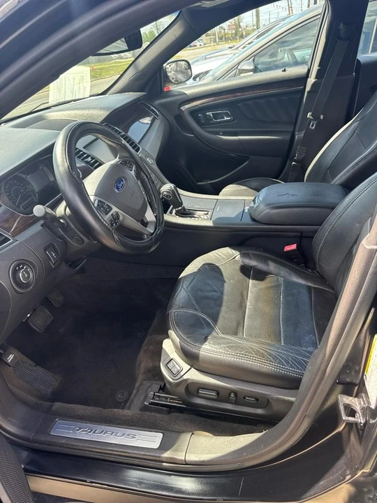 2014 Ford Taurus 6th Gen - Image 5 of 7