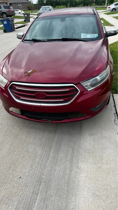 2014 Ford Taurus 6th Gen - Image 2 of 3