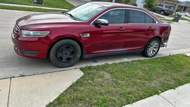 2014 Ford Taurus Limited
