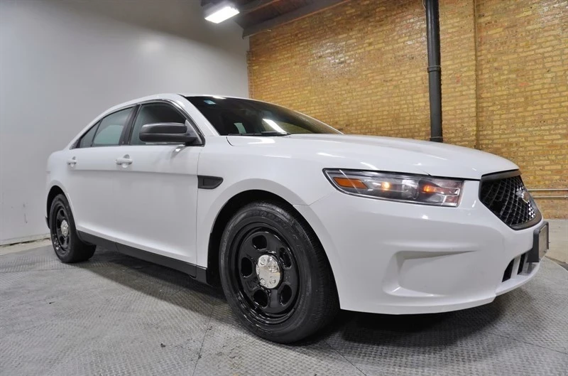 2014 Ford Taurus 5th Gen - Image 6 of 12