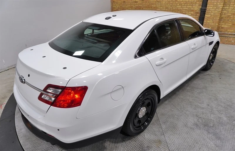 2014 Ford Taurus 5th Gen - Image 11 of 12