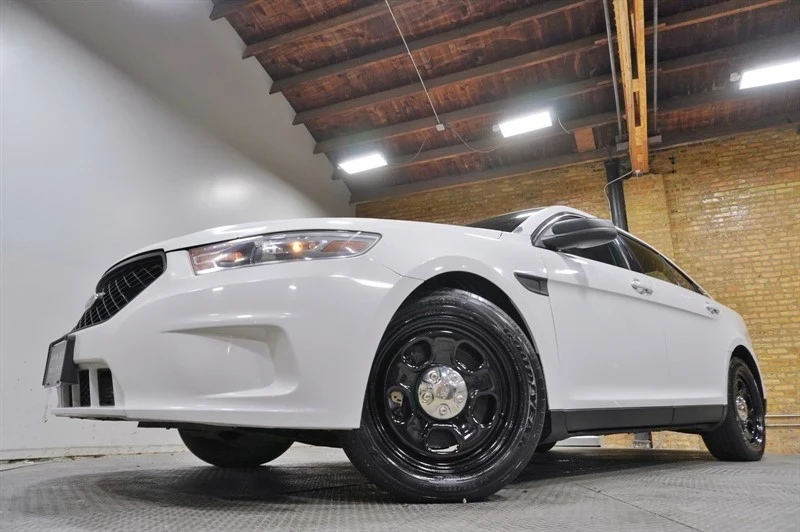 2014 Ford Taurus 5th Gen - Image 3 of 12