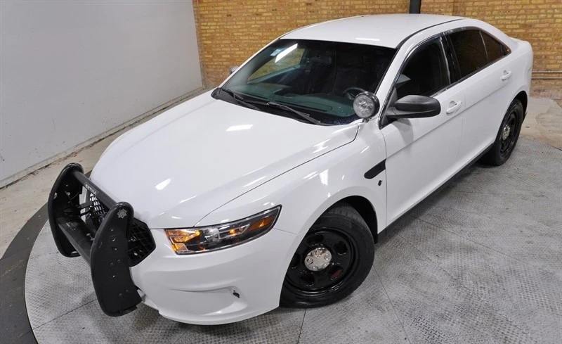 2014 Ford Taurus 5th Gen - Image 2 of 12