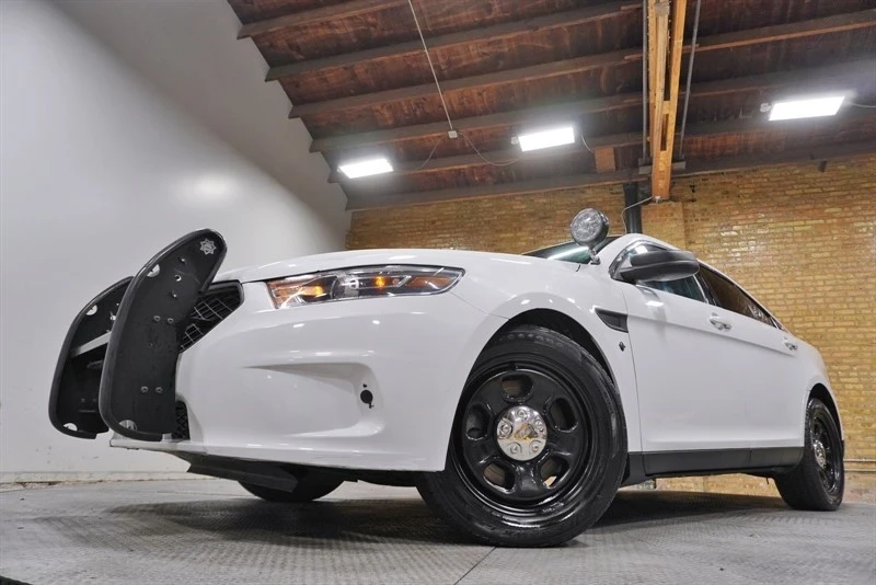 2014 Ford Taurus 5th Gen - Image 3 of 12