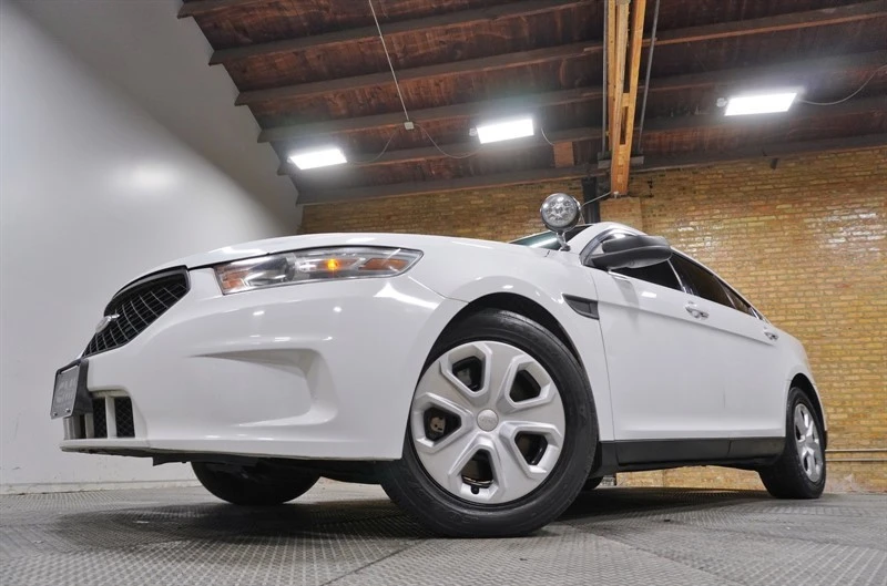 2014 Ford Taurus 5th Gen - Image 5 of 12