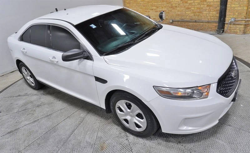 2014 Ford Taurus 5th Gen - Image 9 of 12