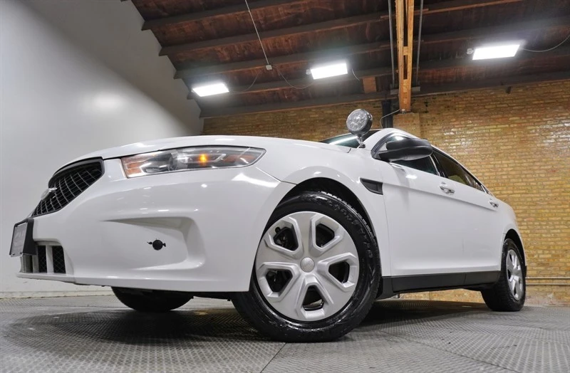 2014 Ford Taurus 5th Gen - Image 3 of 12