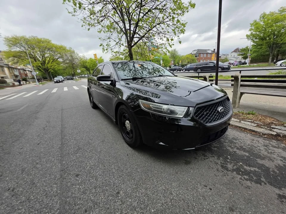 2014 Ford Taurus 6th Gen - Image 2 of 16