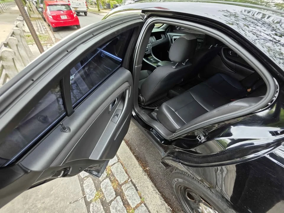 2014 Ford Taurus 6th Gen - Image 12 of 16